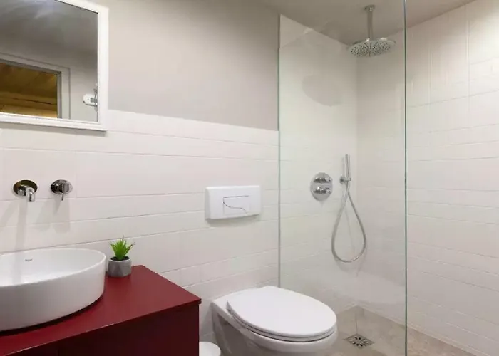 2 Bedrooms 2 Bathrooms In Old * 앙티브