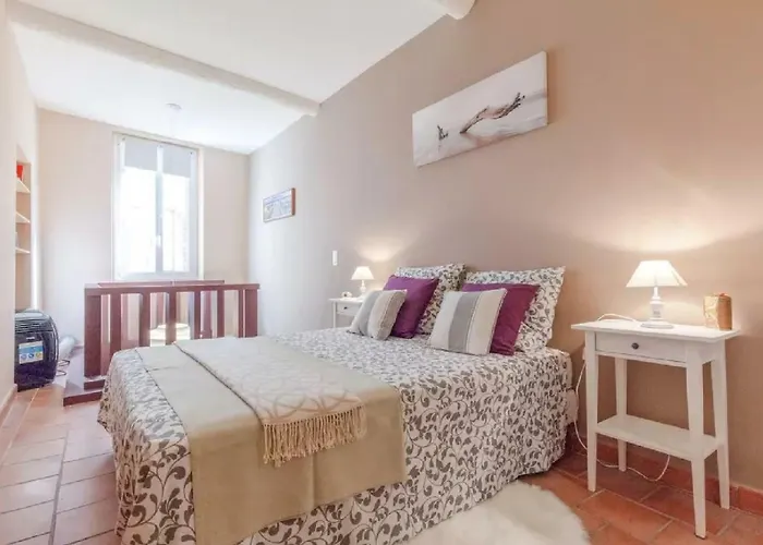 Appartamento 2 Bedrooms 2 Bathrooms In Old